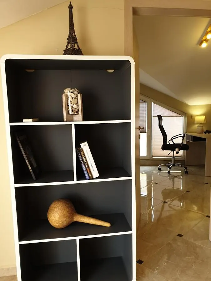 Point Zero Apartment Burgas