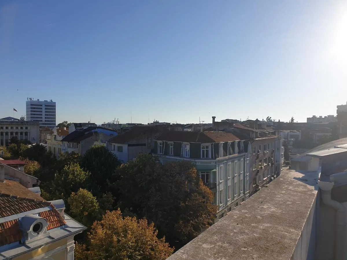 Point Zero Apartment Burgas